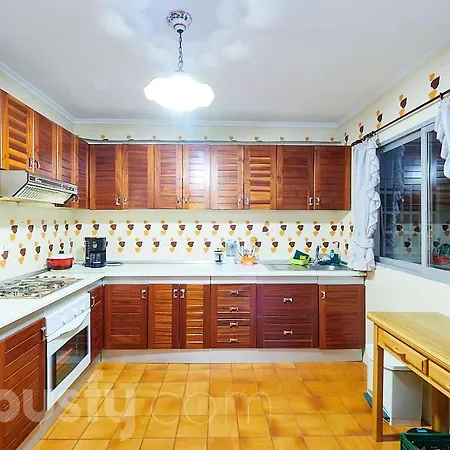 Classic Bedroom In The Center Of Homestay *